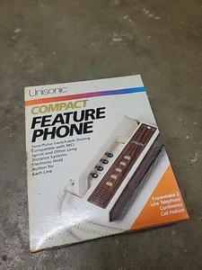New In Original Box Vintage Unisonic Compact Feature Phone No. 7842  - Picture 1 of 7