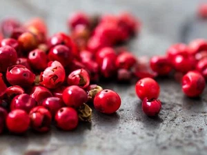 Pink/Red Peppercorns Whole dry - Pepper Corns Bulk 200g 500g 1kg 2kg 5kg 10kg - Picture 1 of 3