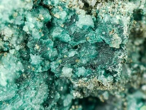 MOSCOVITA (var. Cromo illite) de Kosovo * VARIEDAD RARA * 2,4 cm - Imagen 1 de 3