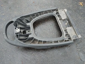 Polaris Genesis 1200 Seat Latch Base Hull Crossmember Grab Handle 2000-2004 - Foto 1 di 3