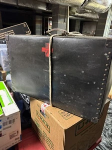 Original WW2 German RED CROSS MEDICAL SUPPLY BOX Leather Handle Missing Straps - Picture 1 of 5