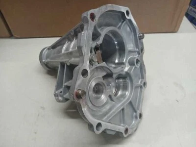 Carcasa trasera M5R1 transmisión de 5 velocidades 2x2 (tipo de engranaje Speedo) Foto 1 de 4