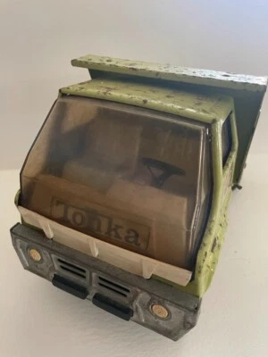 Vintage TONKA HYDRAULIC DUMP TRUCK 2585 Green Great Condition - image 1 of 4