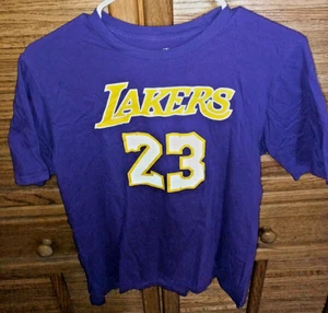 Camiseta Lebron James Youth Boys XL 18 Los Angeles LA Lakers NBA Púrpura #23 - Imagen 1 de 5