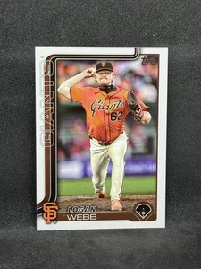 Serie de béisbol Topps 2025 1 #242 Logan Webb San Francisco Giants casi nuevo - Imagen 1 de 2