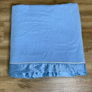 Coperta vintage JC Penney JCP bordo raso 86”x86” acrilico blu made USA completa/regina - Foto 1 di 9