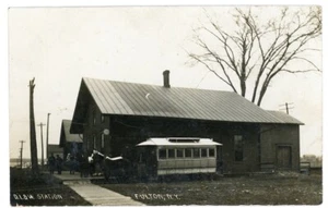 Depósito de estación de tranvía RPPC NY con carro tirado por caballos Fulton condado de Oswego - Imagen 1 de 2