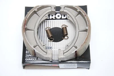 Ganasce Freno Posteriore SUZUKI DR 600 S (SN41A) dal 1985 al 1986 FERODO FSB721A