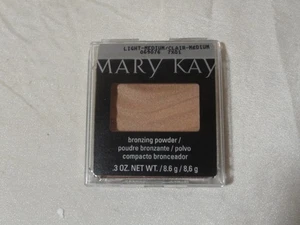 NEW MARY KAY 069076 LIGHT-MEDIUM BRONZING POWDER DISCONTINUED .3oz - Picture 1 of 1