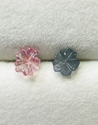 Aretes de plata de ley 925 tallados en turmalina natural rosa azul flor Foto 1 de 4