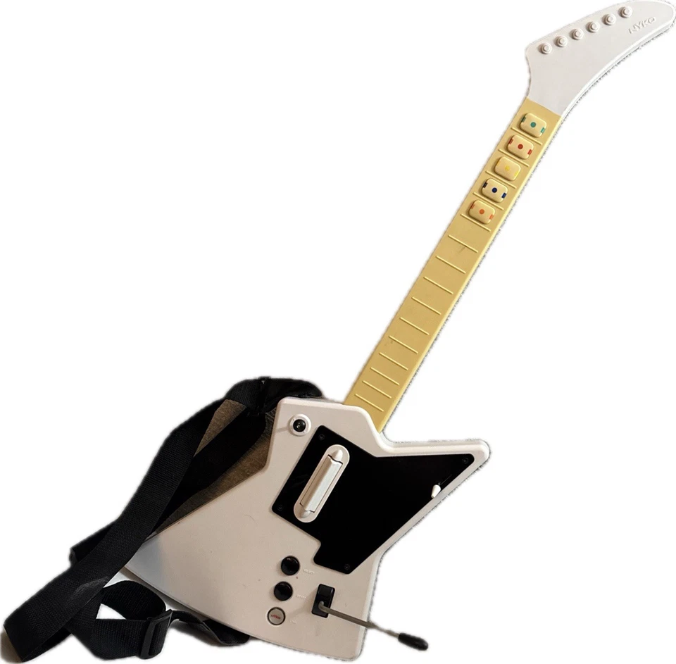 Guitar Hero Explorer Nyko Front Man Nintendo Wii Blanco y Negro Artículo #83057-E14 Foto 1 de 4