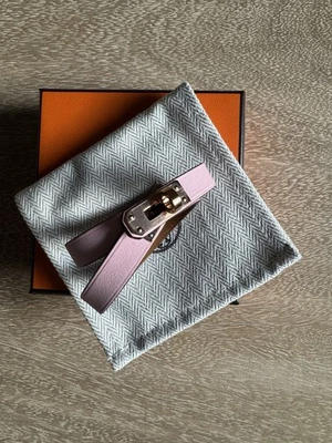 Nuevo Brazalete de Cuero Hermes Mini Kelly Doble Tour - T2 en Rosa Sakura Foto 1 de 4