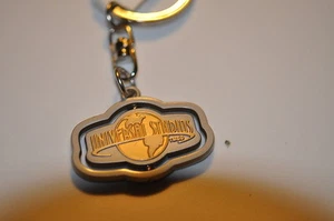NEW KEYRING  UNIVERSAL STUDIOS - Picture 1 of 1