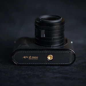 Leica Q2 case / Golden eye edition / Arte di mano - Picture 1 of 7