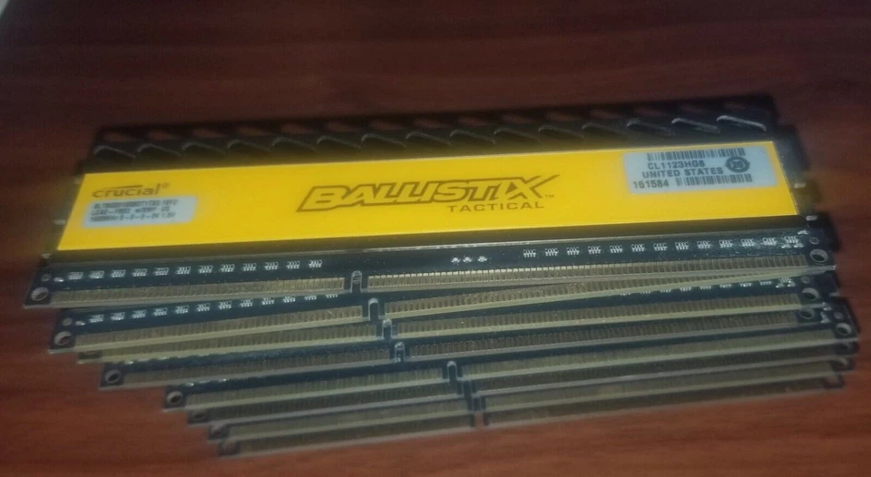 Ballistix Tactical 8GB DDR3 1600Mhz UDIMM 240-Pin Memory BLT8G3D1608DT1TX0 RAM - Image 1 of 1