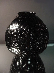 Rare CLA Cristallerie French Art Deco Black Ebony Incised Roses Vase France 1925 - Picture 1 of 6