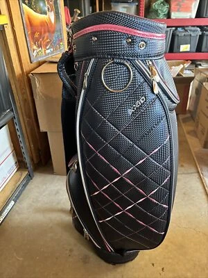 Dunlop XXIO Ladies Leather Caddy Bag 34 Inches tall - Image 1 of 4