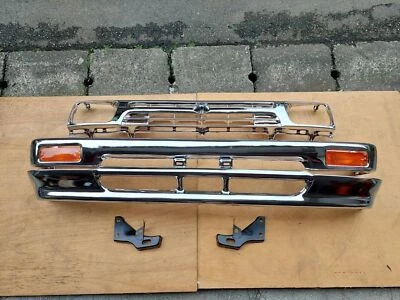 Chrome Front Bumper Valance Grille Turning Light fit Toyota Pickup 1992-95 2WD - Image 1 of 4