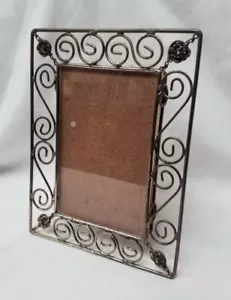 Vintage Accent Gray Metal Rustic 6x4 Photo Picture Frame Self Standing Table Top - Picture 1 of 12