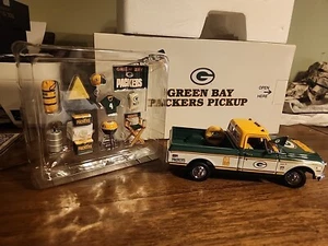 Danbury Mint 1972 Chevrolet Cheyenne Diecast Green Bay Packers Pickup Truck - Picture 1 of 8