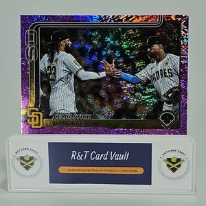 2025 Topps Series 2 San Diego Padres #389 "Celly Stick" Pink Holo Foil - Picture 1 of 2