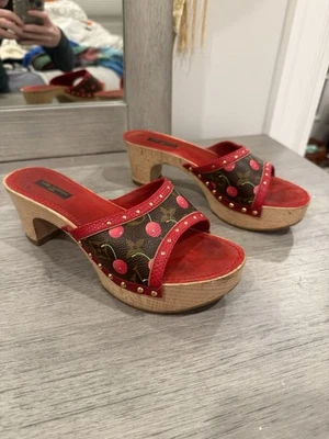 Sandalia Louis Vuitton X Murakami vintage cereza Foto 1 de 4