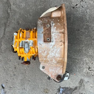 Universal Diesel M25 Gear ZF Hurth Marine Transmissions ZF 10 H - Imagen 1 de 4