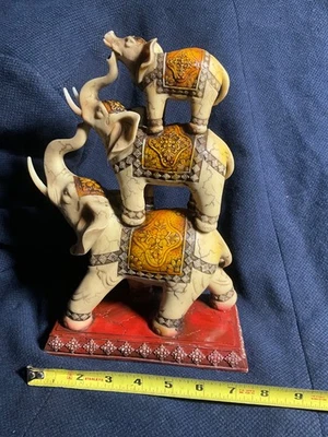 Estatuilla de elefante color marfil tres apilados estatua tronco buena suerte poliresina Foto 1 de 4
