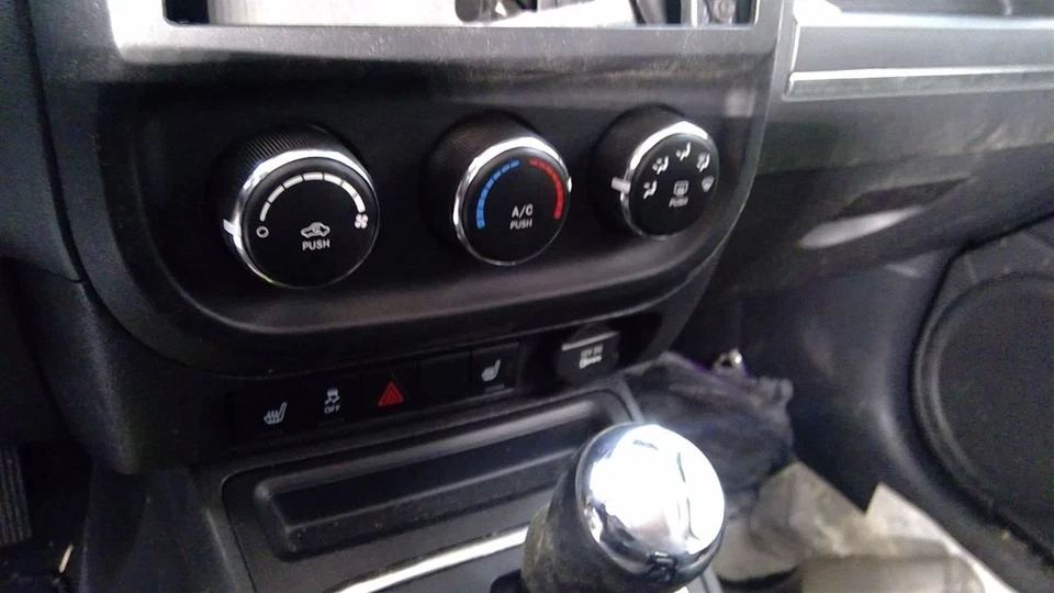 Jeep Patriot 2011 ABS Pump/Modulator 68067060AA 8113 - Imagem 1 de 4