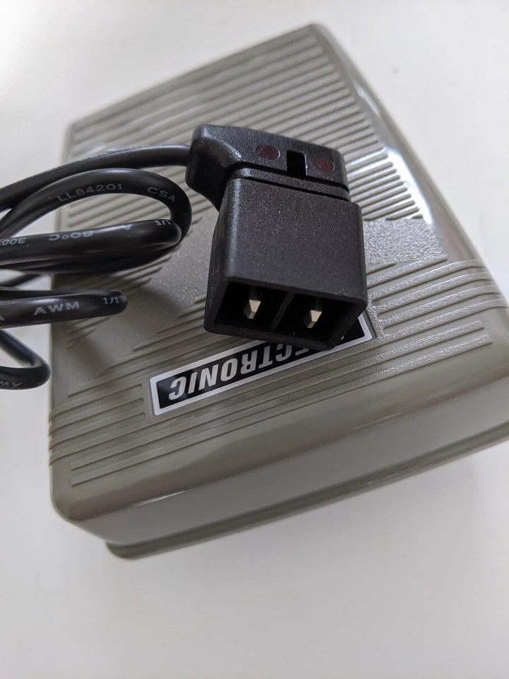 Foot Control Pedal #0026417012 Bernina 1080,1090,1120,1130,1230,1260,1530,1630 - Image 1 of 3