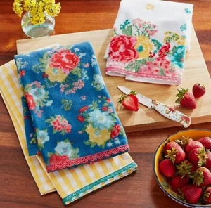 The Pioneer Woman Fancy Flourish Set di Asciugamani da Cucina, Multicolore, 20"x30", 3 Pezzi - Foto 1 di 8