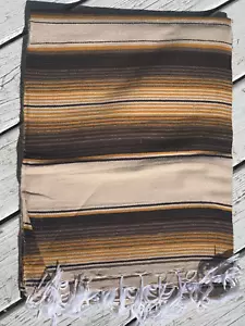 Hellbraun Gold Braun Mexikanische Serape Fransen Decke Tagesdecke 84" x 60" Streifen - Bild 1 von 3