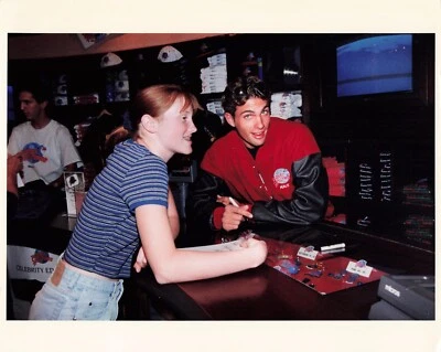 Paulo Benedeti Candid Press Photo 8x10 Movie Planet Hollywood *P89c - Image 1 of 2