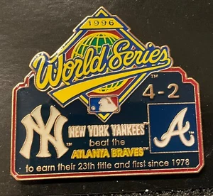 PIN CONMEMORATIVO SERIE MUNDIAL 1996 NEW YORK YANKEES VS ATLANTA BRAVES V2 - Imagen 1 de 1