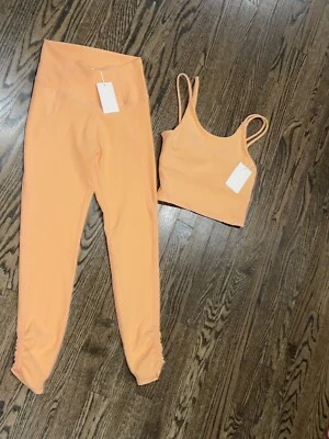 ✅ $106 Wilo Label Stretch Hustle Yoga Shorts Sports Bra Gym Peach Set Women S - Image 1 of 4