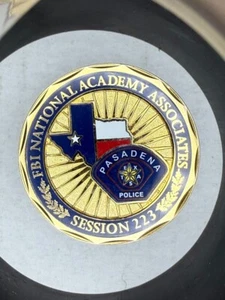 Kevin FBI National Academy Associates Session 223 Pasadena Police Challenge Coin - Picture 1 of 3