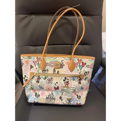 Bolso de Mano Disney Dooney and Bourke Sketch Nuevo sin Etiquetas Foto 1 de 4