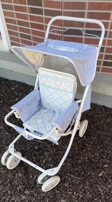 Vintage Welsh Foldable Baby Stroller - Image 1 of 4