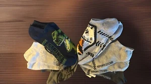 Jurassic World Socks  Size 3-10 No Show Socks 6 Variety Dinosaurs & Colors - Picture 1 of 7