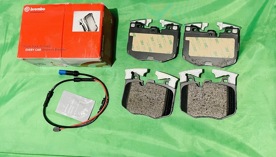 Brembo Front Brake Pads For BMW 2019+ G05 G07 X5 X7 Silver Caliper 3rd Row Seats - Image 1 of 1