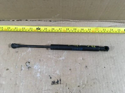 Land Rover Range Rover HSE 2011 capó capó izquierdo amortiguador puntal elevación cilindro fabricante de equipos originales. Foto 1 de 4