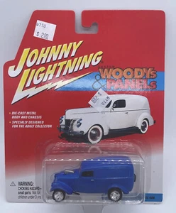 Johnny Lightning Woodys and Panels 1933 Willys Panel Van Blue 1/64 - Picture 1 of 6