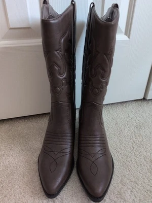 Botas Soda Para Mujer 11 Marrón Vaquero Occidental Punta Hasta la Rodilla Pull On Tabs NUEVAS Foto 1 de 4