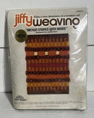 KIT DE TEJIDO JIFFY Sunset Designs de colección rayas marrones con diseño de cuentas Judith Dern Foto 1 de 4