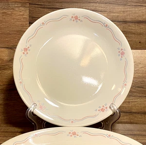 SET OF 4  - CORNING CORELLE - ENGLISH BREAKFAST - 8 1/2" LUNCHEON PLATES - Picture 1 of 6