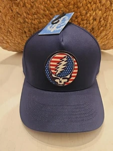 Lucky Brand, Sombrero de Camionero Grateful Dead, SnapBack para Hombre Rojo, Blanco y Azul - Imagen 1 de 8