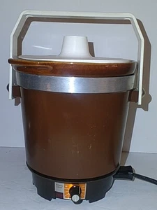 Vtg Sunbeam 1977 Pint Size Mini Crock Pot /Fryer / Steamer Never Used! - Picture 1 of 10