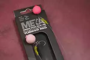 ONE MORE FUND - OMC Meta Fluro D Plataforma de Tubos con Clip de Plomo - NUEVO 2024 - Púas - Imagen 1 de 3