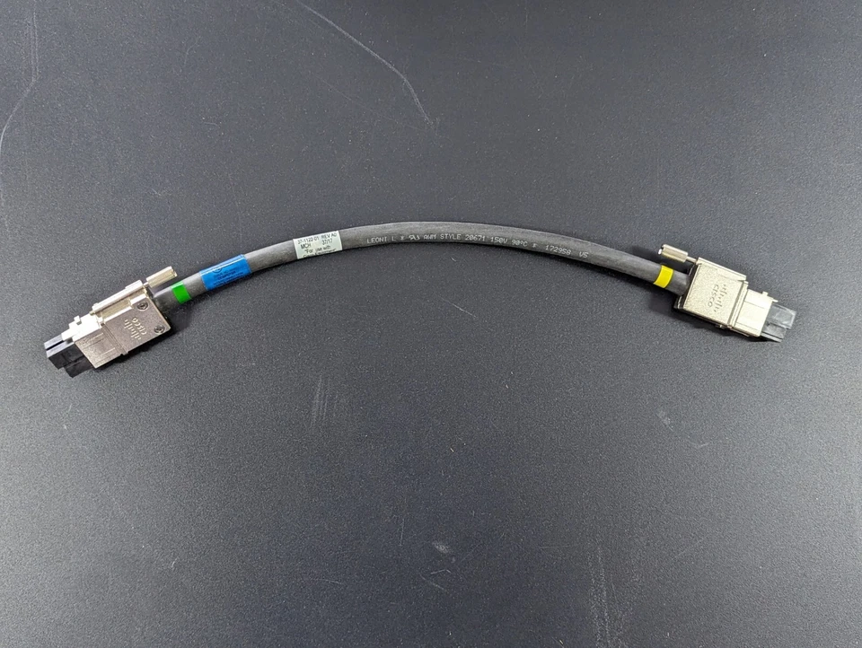 CAB-SPWR-30CM Cisco Stack Power Cable - Bild 1 von 1