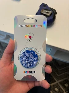 Popsockets - Feel The Bass Smiley Emoji Phone Grip Stand PopGrip Swap Top NEW! - Picture 1 of 4